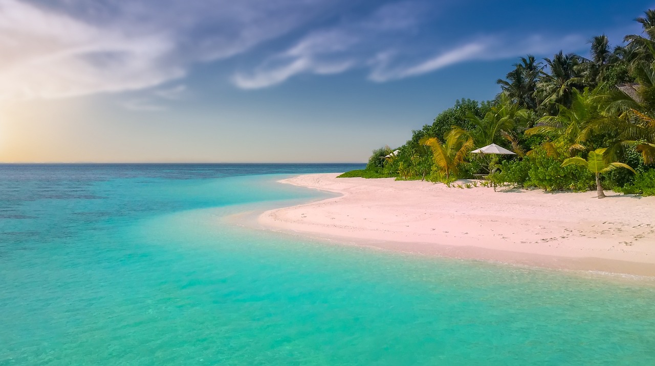 14 Days Amazing Kenya Safari and Beach Holidays